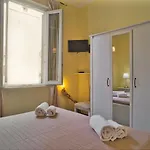 2 Passi Dal Mare
